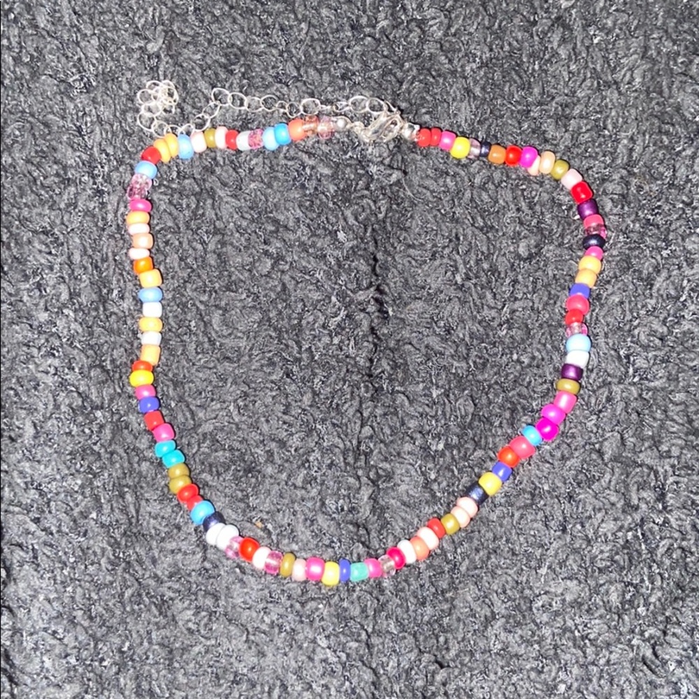 Multi-color adjustable necklace/choker